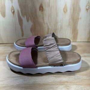 Koolaburra by UGG Pink and Tan Slide Sandals Women’s Size 7.5